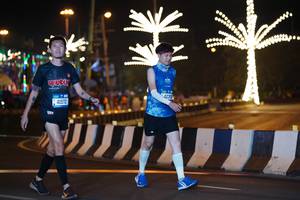 BIB: 41572, 423
                            <button type="button" onclick="openModal(21251566)" class="btn btn-primary btn-sm float-right btn-popup" data-toggle="modal" data-target=".modal-high-quality">
                        <i class="fas fa-shopping-cart"></i> Add to Cart
                    </button>
                                            <button type="button" onclick="isThisMe(21251566, true)" class="btn btn-success btn-sm float-right btn-popup btn-isme hidden" data-toggle="tooltip" data-placement="bottom" title="นี่คือรูปของคุณใช่ไหม คลิกที่นี่เพื่อเอาเข้าอัลบั้ม">
                        <i class="fas fa-plus"></i> Add to album
                    </button>
                    <button type="button" onclick="isThisMe(21251566, false)" class="btn btn-warning btn-sm float-right btn-popup btn-isnotme hidden">
                        <i class="fas fa-ban"></i> Remove from album
                    </button>